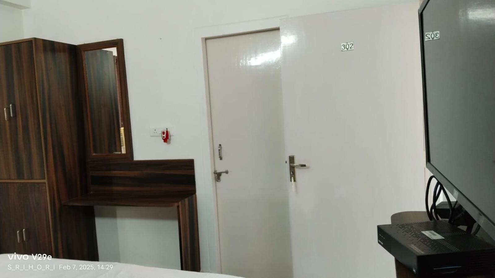 White Heaven Hotel New Town Exterior photo